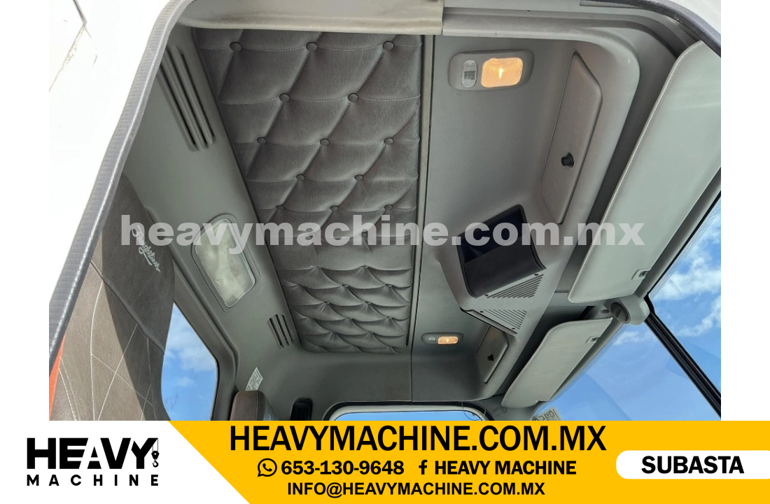 Grúa Articulada 2015 FREIGHTLINER Coronado 122