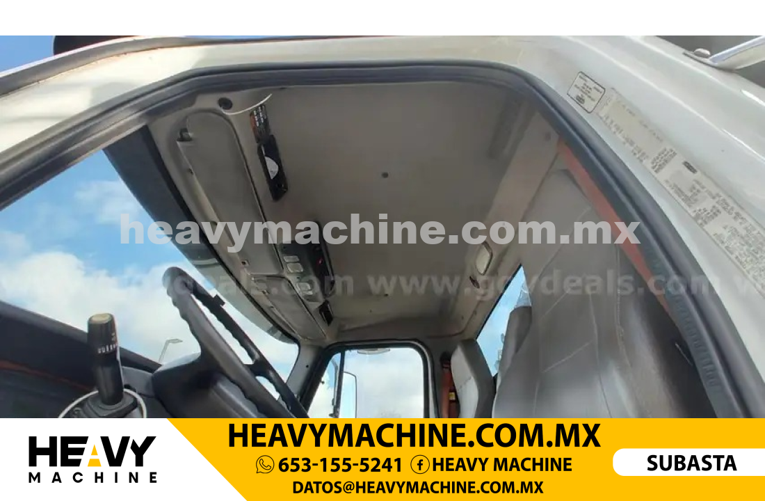 Grúa Articulada 2016 FREIGHTLINER 114SD