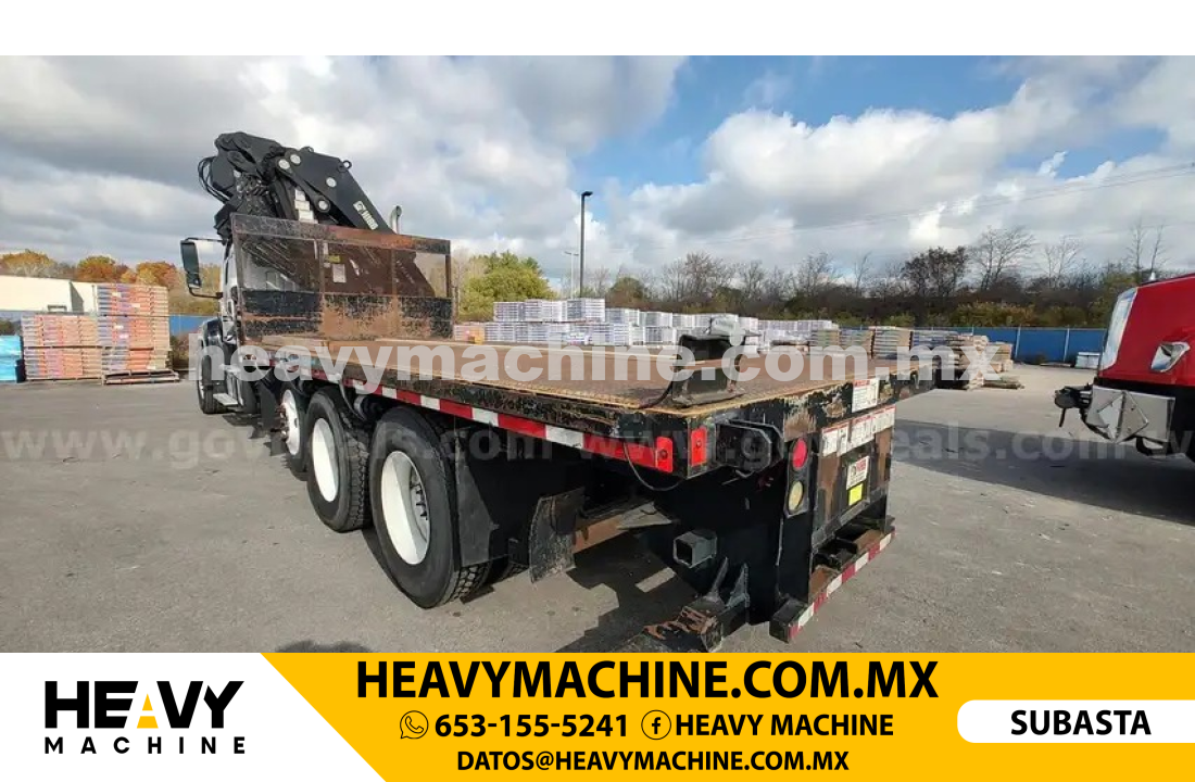 Grúa Articulada 2016 FREIGHTLINER 114SD