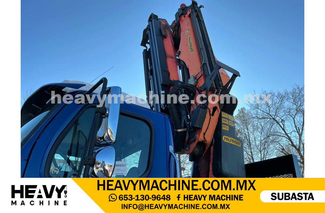 Grúa Articulada 2016 FREIGHTLINER 114SD