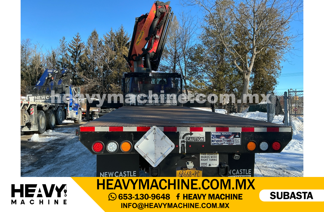 Grúa Articulada 2016 FREIGHTLINER 114SD