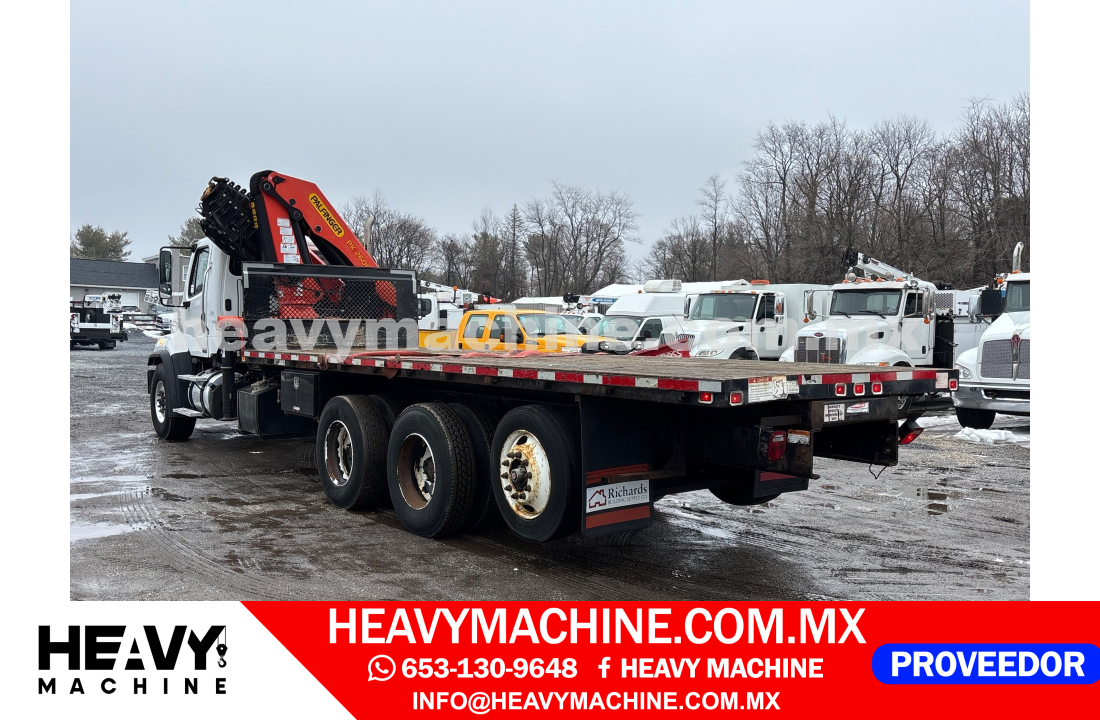 Grúa Articulada 2017 FREIGHTLINER 108SD 8x4