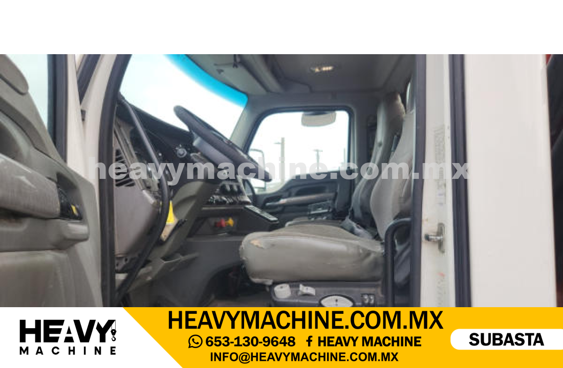 Grúa Articulada 2017 KENWORTH T880