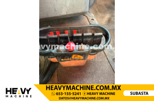 Grúa Articulada 2000 MACK CL713