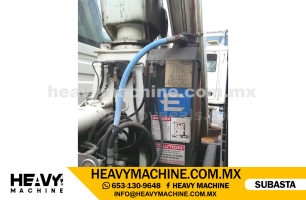 Grúa Articulada 2002 INTERNATIONAL 4400