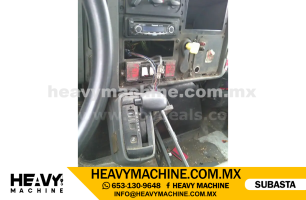 Grúa Articulada 2002 INTERNATIONAL 4400