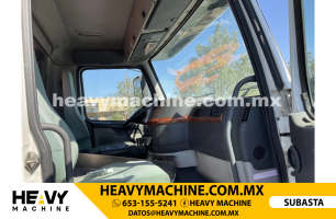 Grúa Articulada 2004 VOLVO VHD