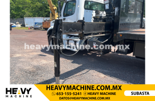 Grúa Articulada 2005 Freightliner M2-112