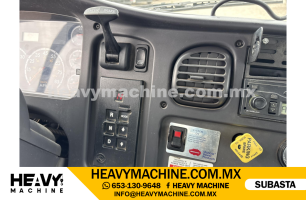 Grúa Articulada 2006 FREIGHTLINER M2