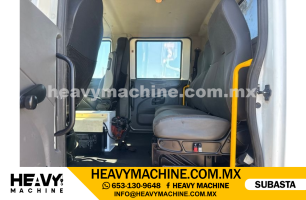 Grúa Articulada 2010 INTERNATIONAL 7500