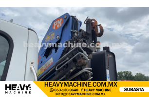 Grúa Articulada 2012 FREIGHTLINER Bussines M2