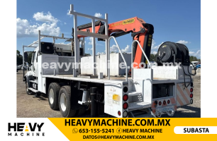 Grúa Articulada 2013 FREIGHTLINER 108SD