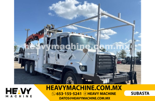 Grúa Articulada 2013 FREIGHTLINER 108SD