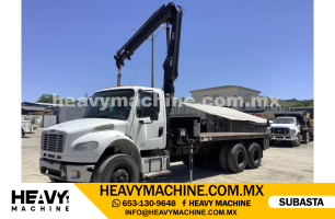 Articulada 2013 FREIGHTLINER M2106