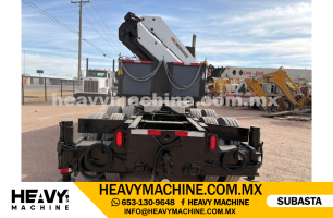 Grúa Articulada 2013 PETERBILT