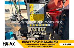 Grúa Articulada 2014 FREIGHTLINER 114SD