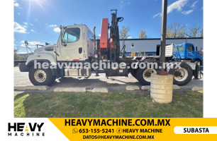 Grúa Articulada 2014 FREIGHTLINER 114SD