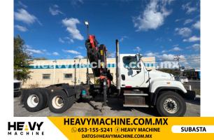 Grúa Articulada 2014 FREIGHTLINER 114SD