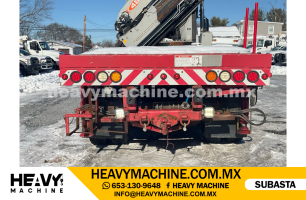 Grúa Articulada 2014 FREIGHTLINER M2106