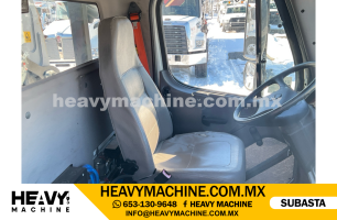 Grúa Articulada 2014 FREIGHTLINER M2106