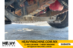 Grúa Articulada 2014 FREIGHTLINER M2106