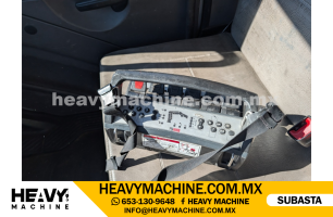 Grúa Articulada 2015 FREIGHTLINER 114SD