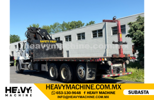Grúa Articulada 2015 FREIGHTLINER 114SD
