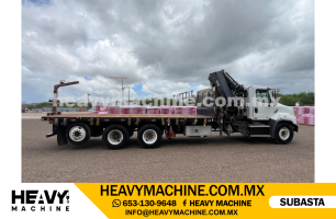 Grúa Articulada 2015 FREIGHTLINER 114SD
