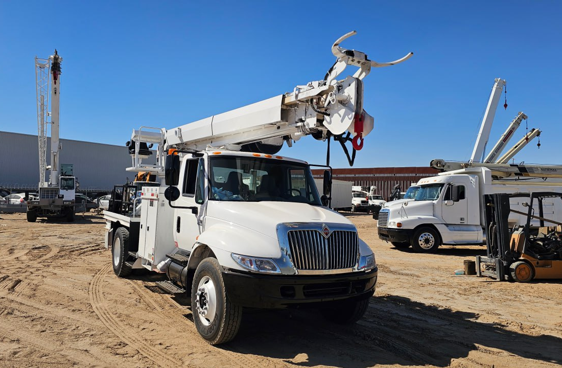 International 4300 2006