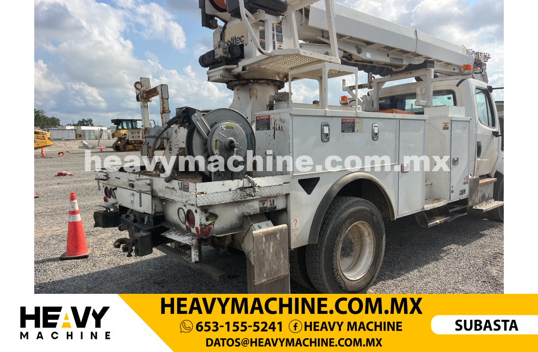 Grúa Broca 2017 FREIGHTLINER M2106