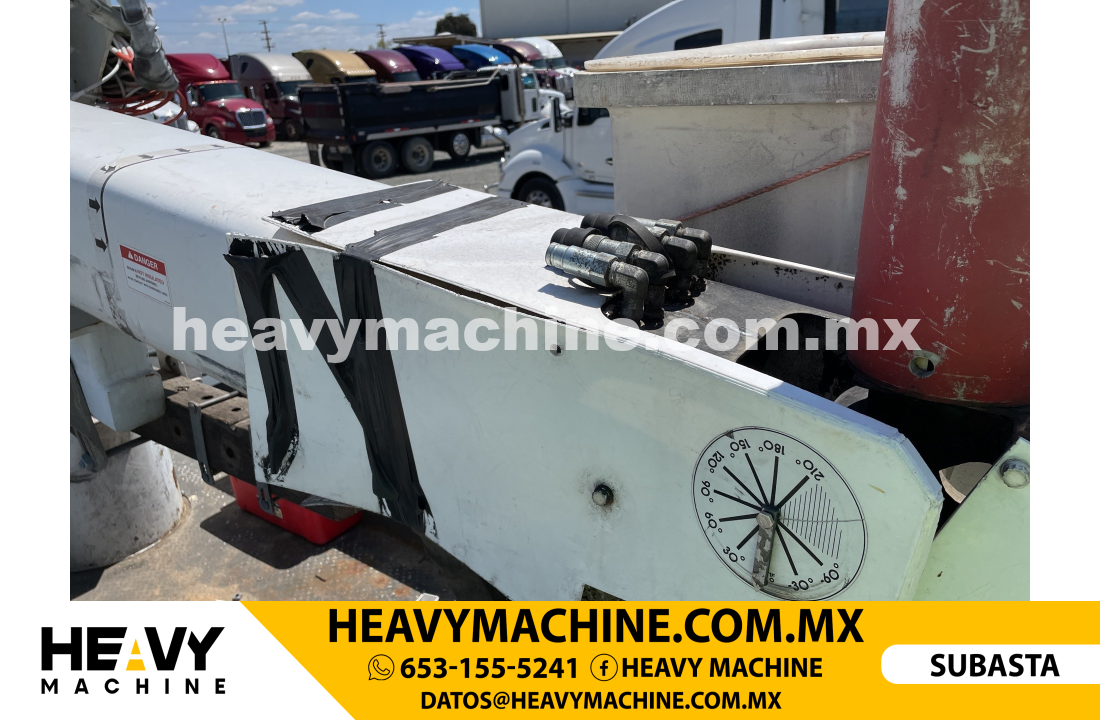 Grúa Canastilla 2015 FORD M2 106