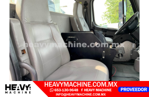 Grúa Canastilla 2010 FREIGHTLINER M2 106