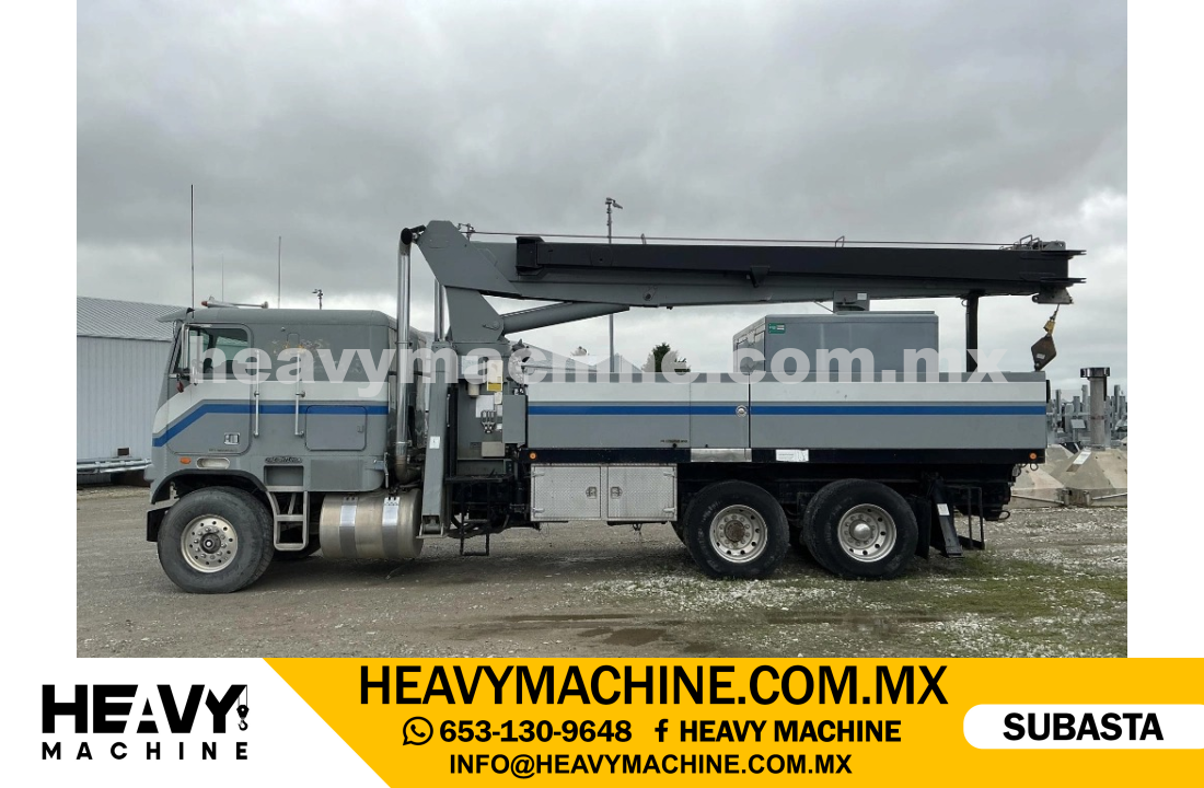 Grúa Titán 1982 FREIGHTLINER