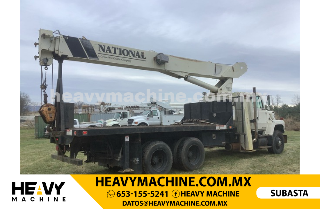 Grúa Titán 1995 FORD LNT8000