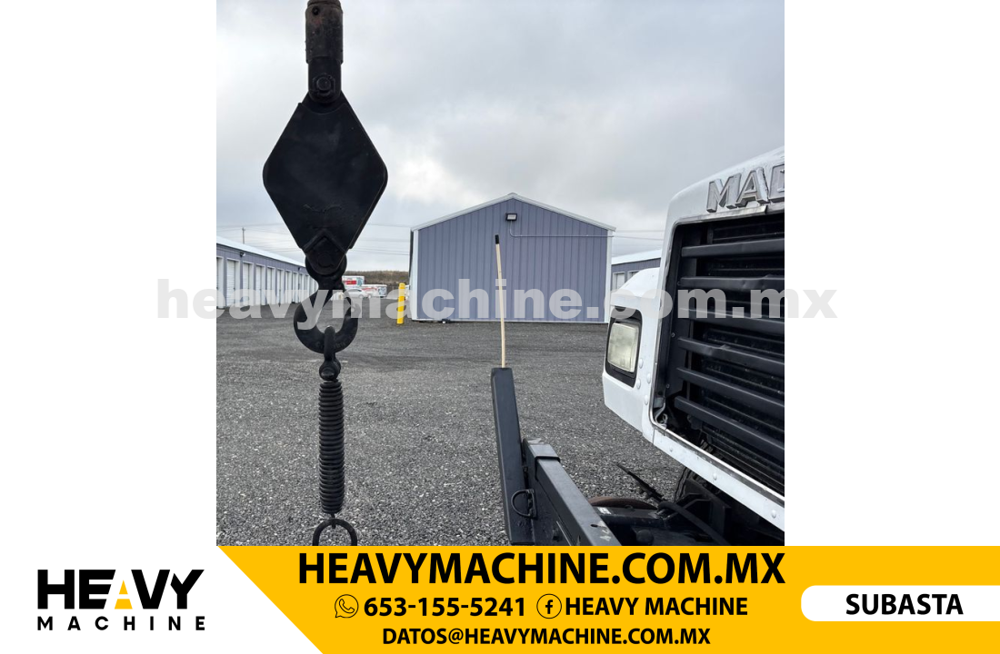 Grúa Titán 1996 MACK RD688S