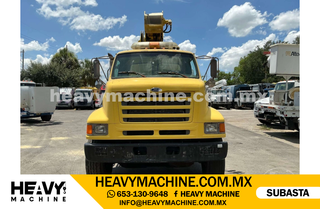 Grúa Titán 1998 FORD LT9501