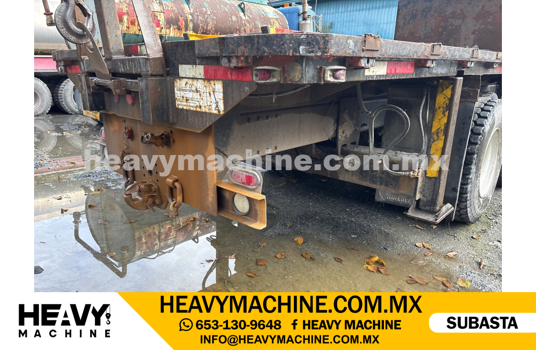 Grúa Titán 1999 STERLING L7501