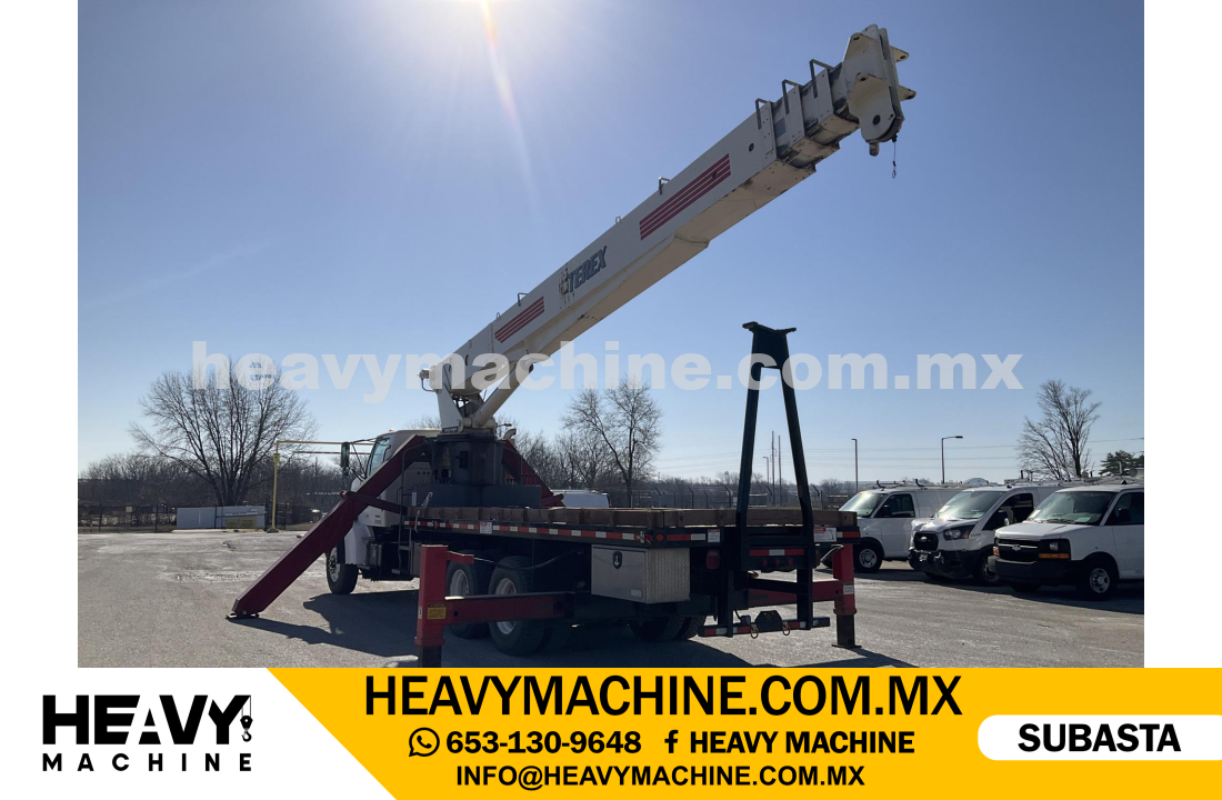 Grúa Titán 1999 STERLING LT8511