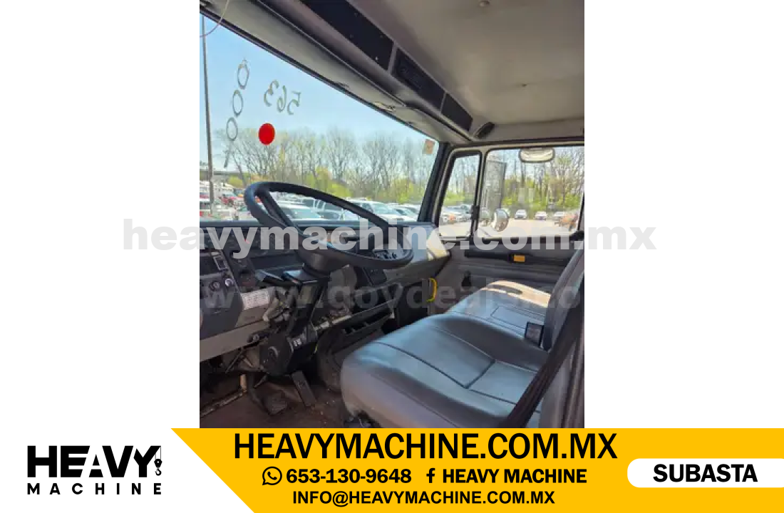 Grúa Titán 2000 FREIGHTLINER FL80