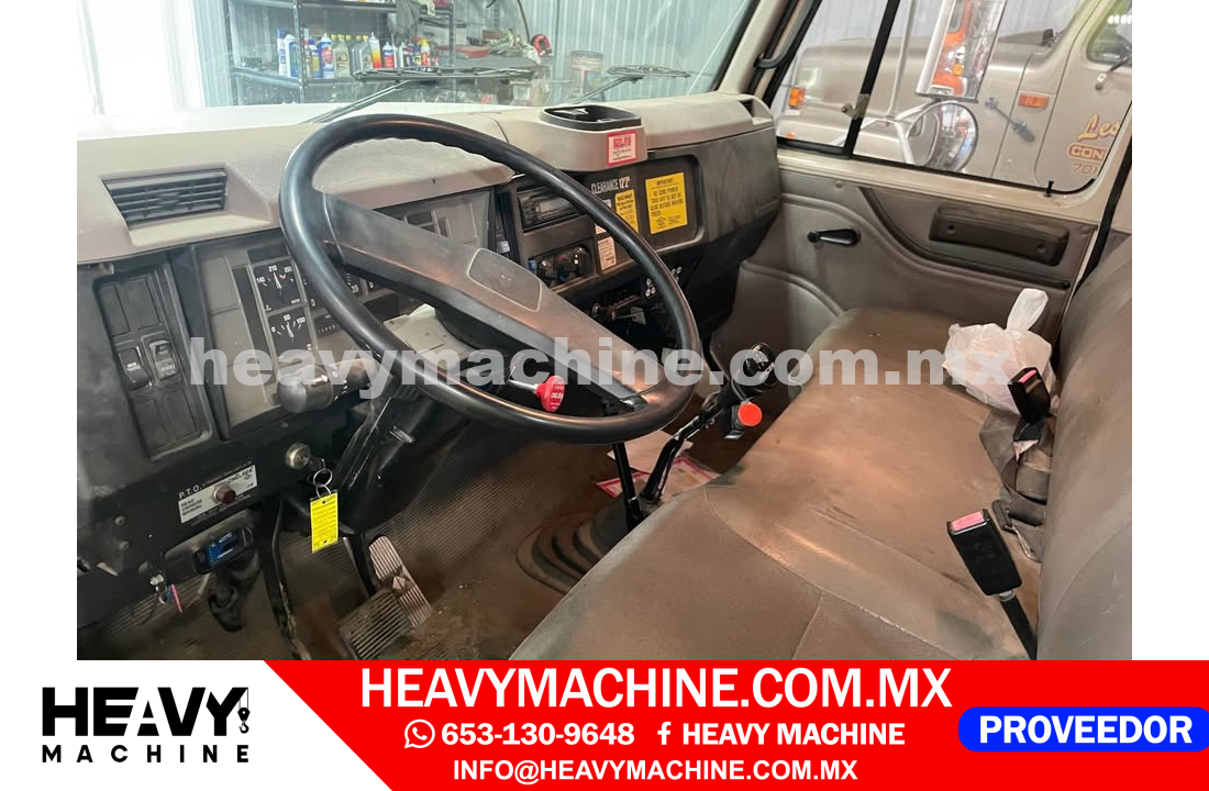 Grúa Titán 2000 INTERNATIONAL