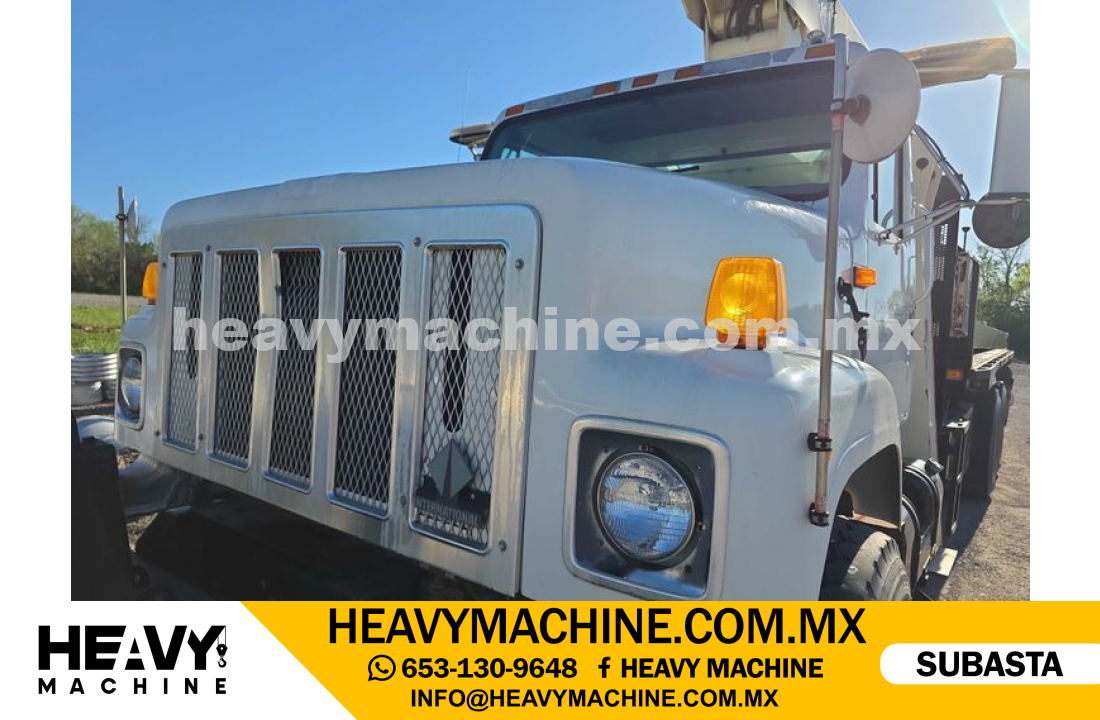 Grúa Titán 2001 INTERNATIONAL 2554