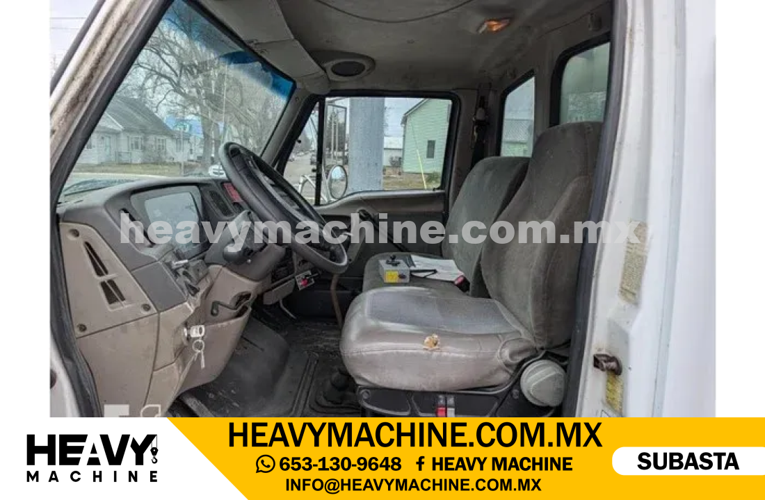 Grúa Titán 2001 STERLING M7500