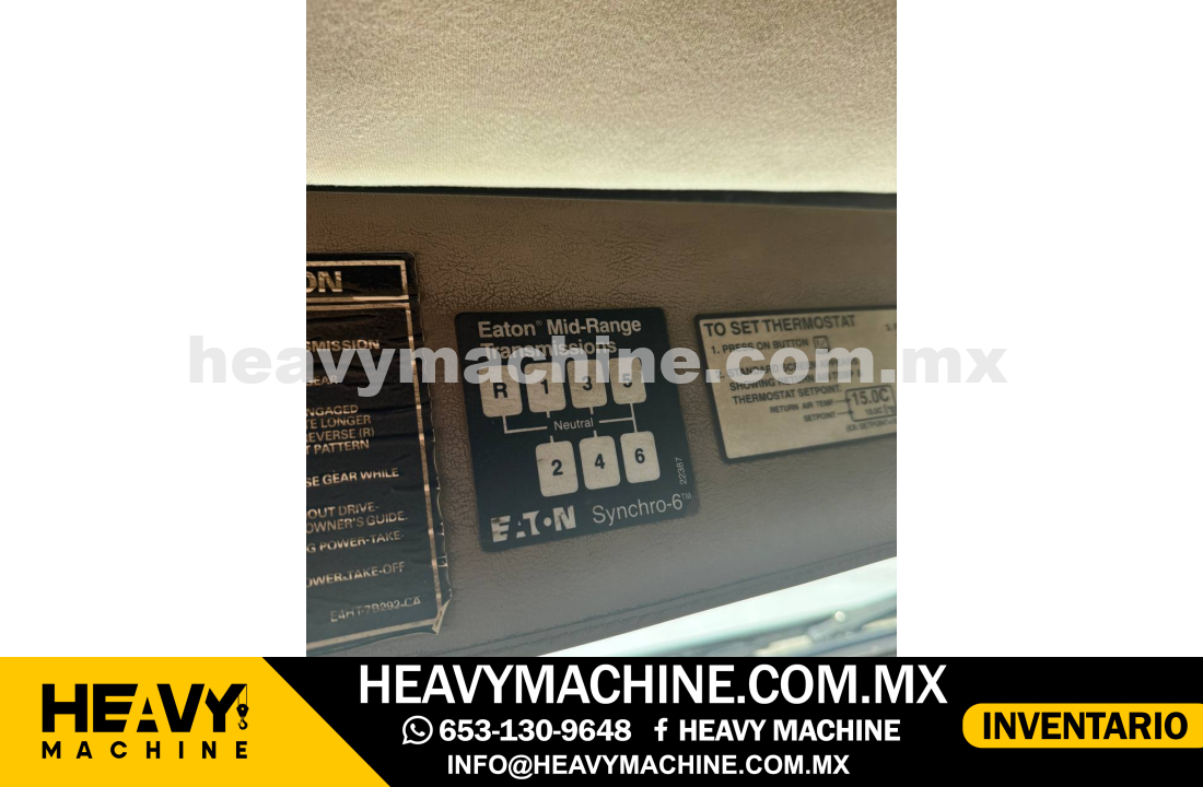 Grúa Titán 2001 STERLING M7500