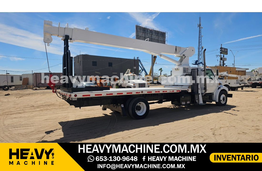 Grúa Titán 2001 STERLING M7500