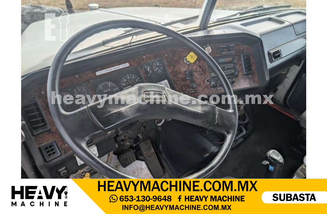 Grúa Titán 2001 VOLVO