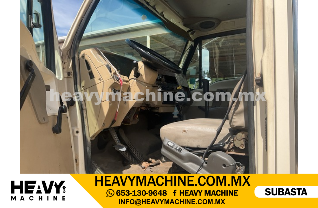 Grúa Titán 2002 PETERBILT 8500