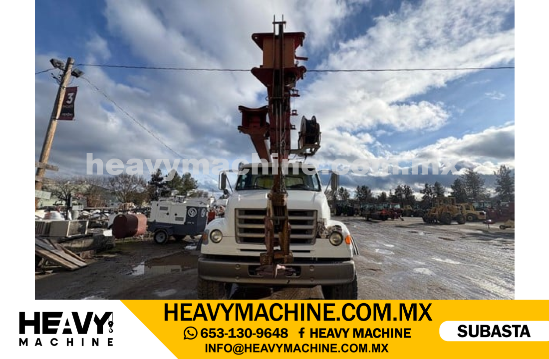 Grúa Titán 2002 STERLING LT7500