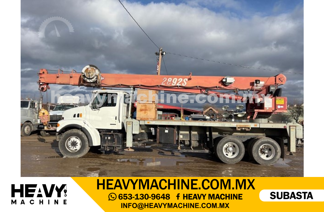 Grúa Titán 2002 STERLING LT7500