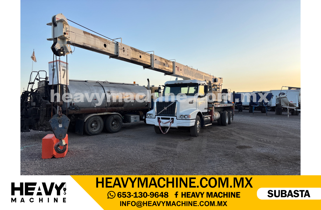 Grúa Titán 2002 VOLVO VHD