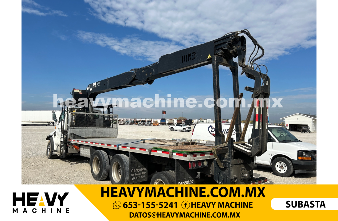 Grúa Articulada 2003 STERLING L9500